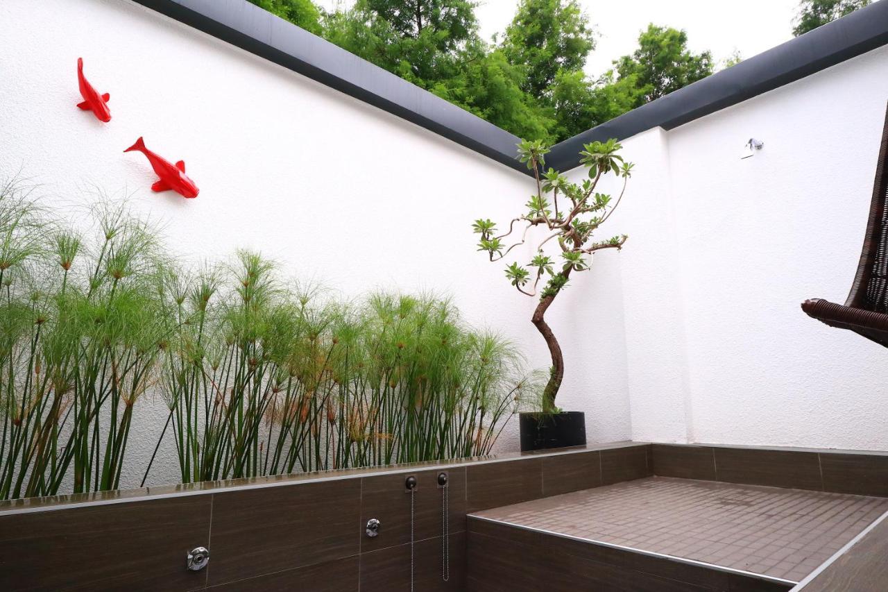 Shu Xin Motel Nantou Exterior photo